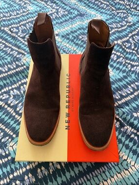 Men’s Brown Suede Chelsea Boots New Republic